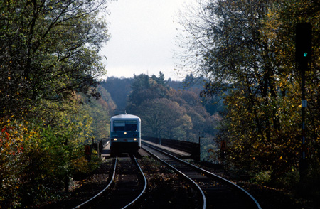 628 auf der Müngstener Brücke - Einfahrt Schaberg - um 1995