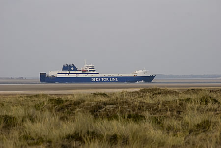 DFDS Tor Line bei Einfahrt in Esbjerg