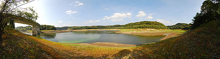 Blick auf Im Loch - links Kräwinkler Brücke