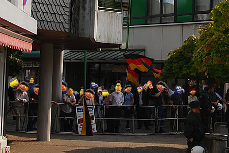 Die Abschlusskundgebung von Pro-NRW zur Kommunalwahl 2009 in Radevormwald