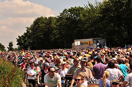 Fahrradspur A40 - Stau