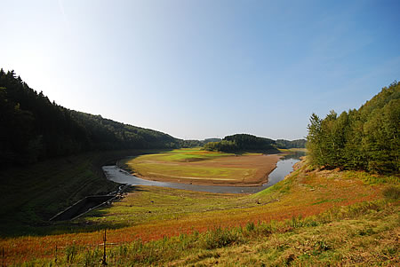 Die Wupper an der ehemaligen Himmelswiese im Wiebachtal